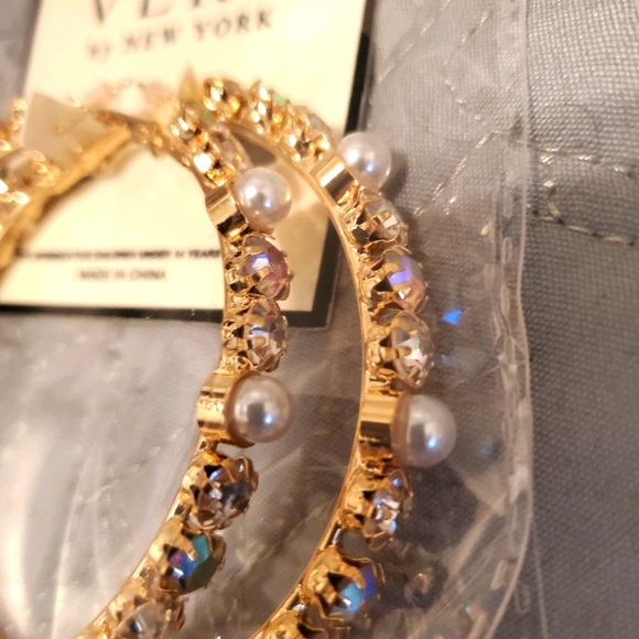 Earrings - Picture 2 of 2